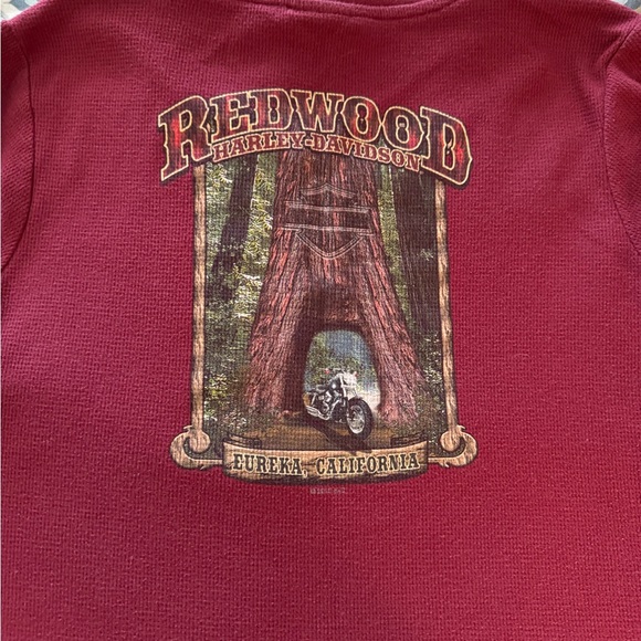 Women’s medium Harley Davidson thermal (wine colored) with thumb holes. - Picture 3 of 5